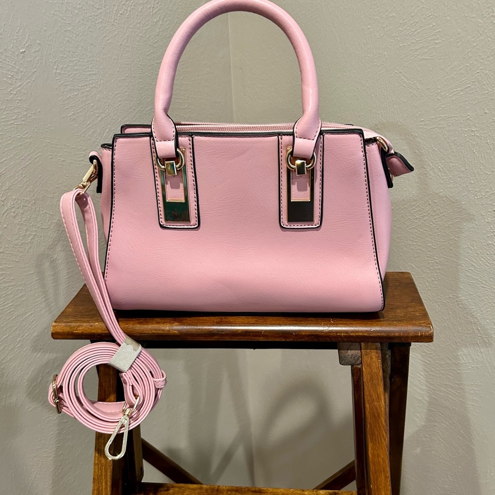 Laterra pink vegan purse  10 1/2 6 1/2 31/4 inch wide